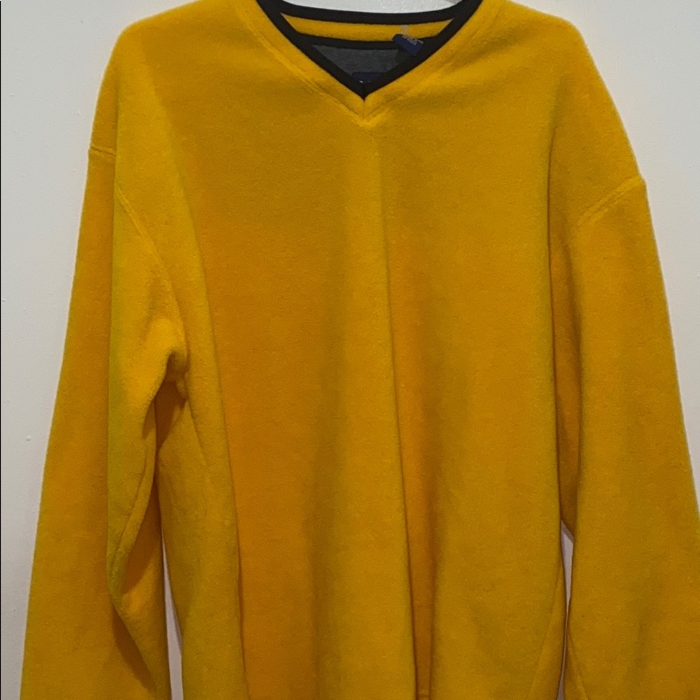 Gap sweatshirt
